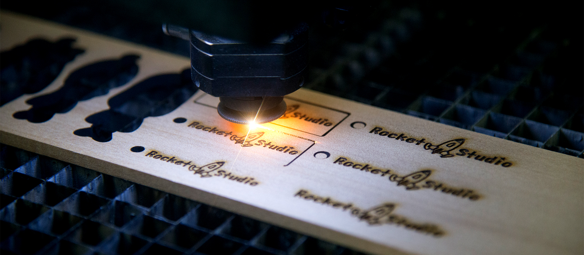 株式会社 アトリエ・アルファ